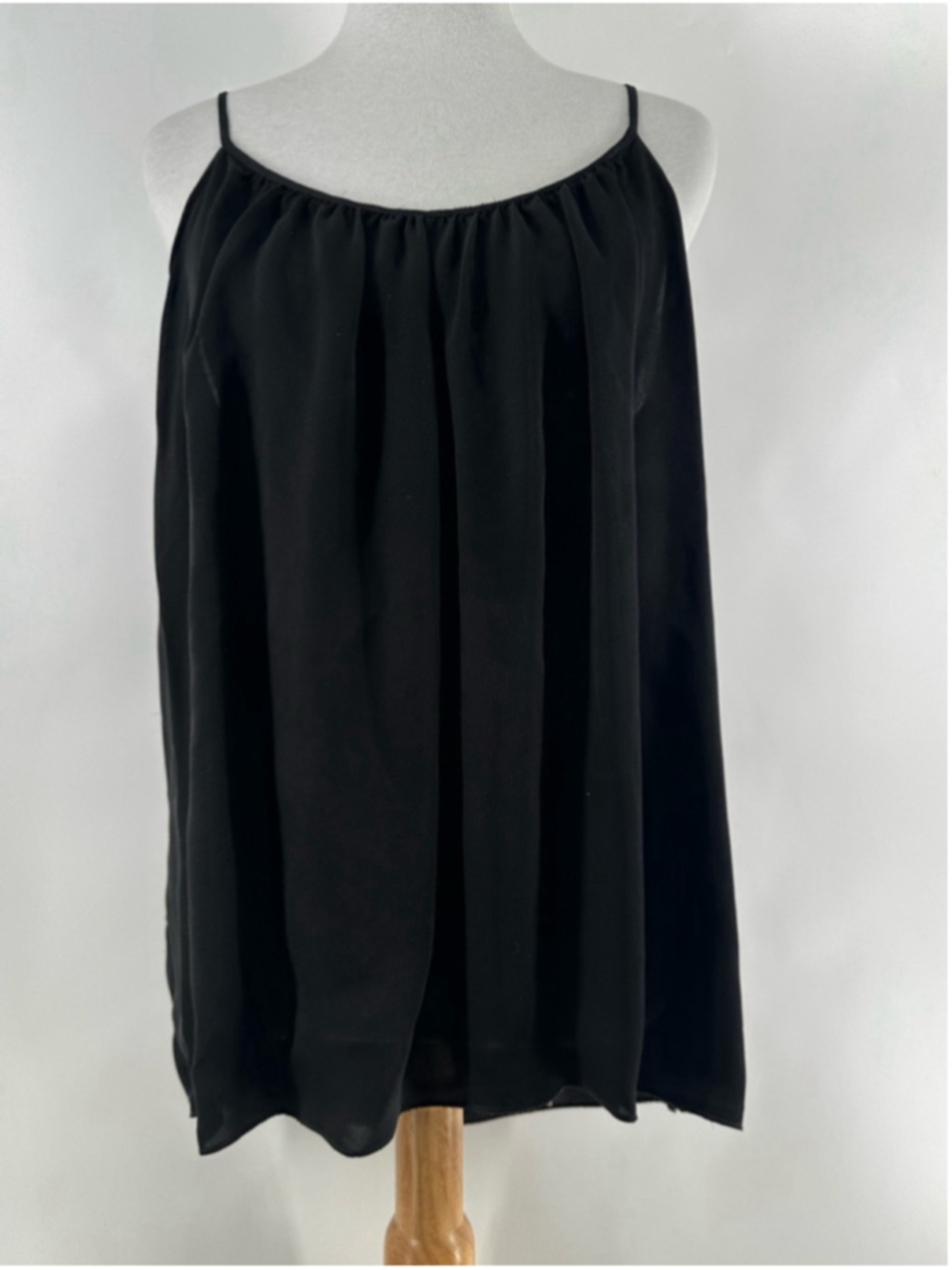 Aritzia Babaton silk tank top flowy y2k comfort elegance classic black sz sm - Picture 10 of 15